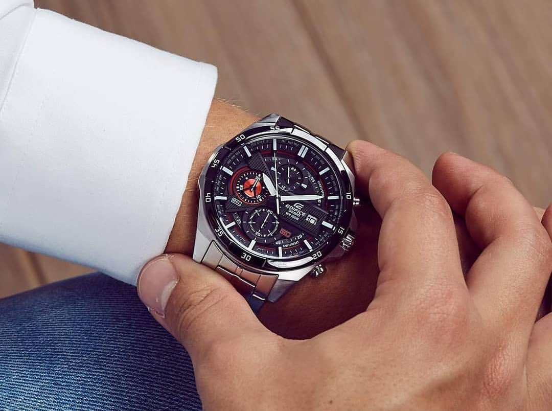 Nên chọn mua
đồng hồ Casio thể thao G-Shock hay Casio Edifice?